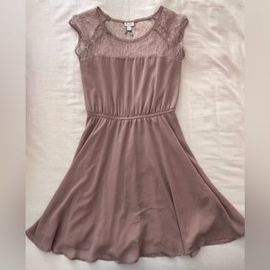 Dynamite - Lace dress